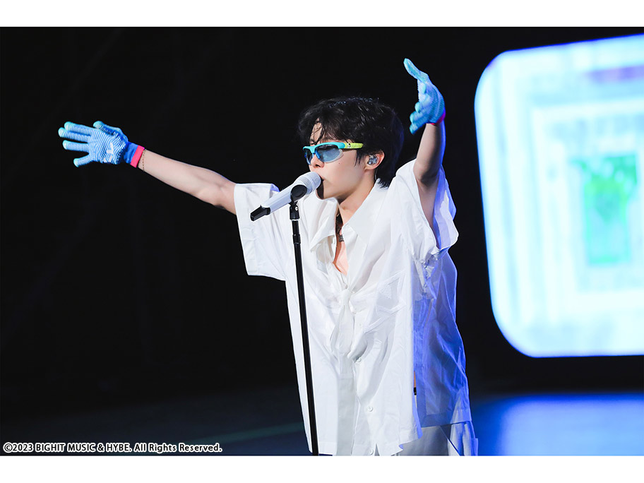 『j-hope IN THE BOX』